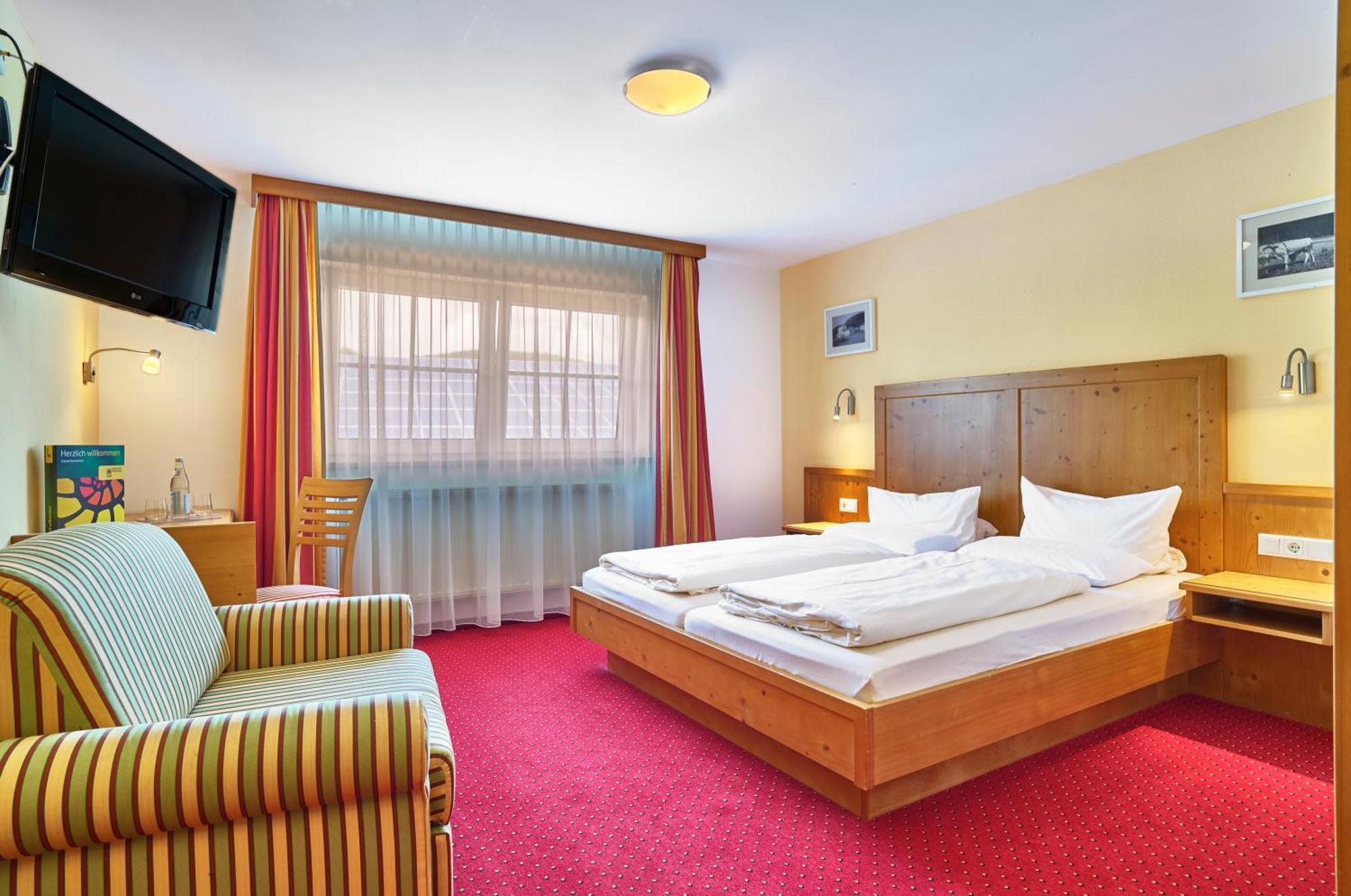 Hotel Zum Blauen Hecht Kipfenberg Zewnętrze zdjęcie