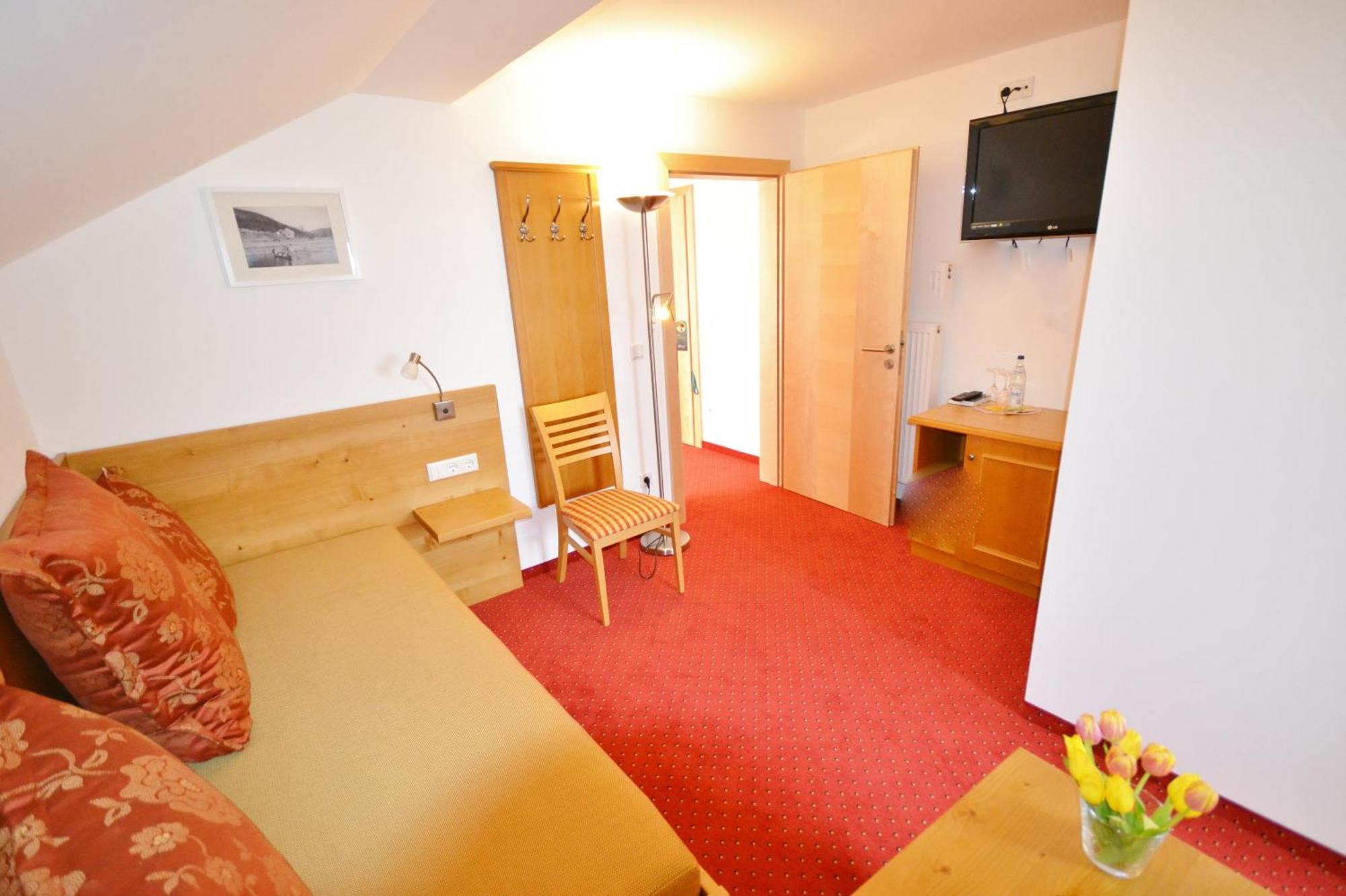 Hotel Zum Blauen Hecht Kipfenberg Zewnętrze zdjęcie
