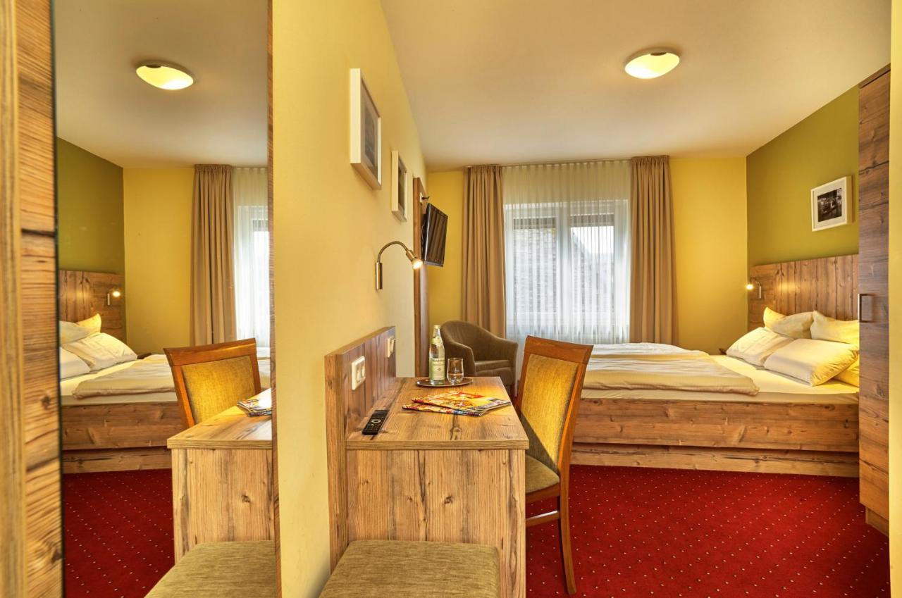 Hotel Zum Blauen Hecht Kipfenberg Zewnętrze zdjęcie
