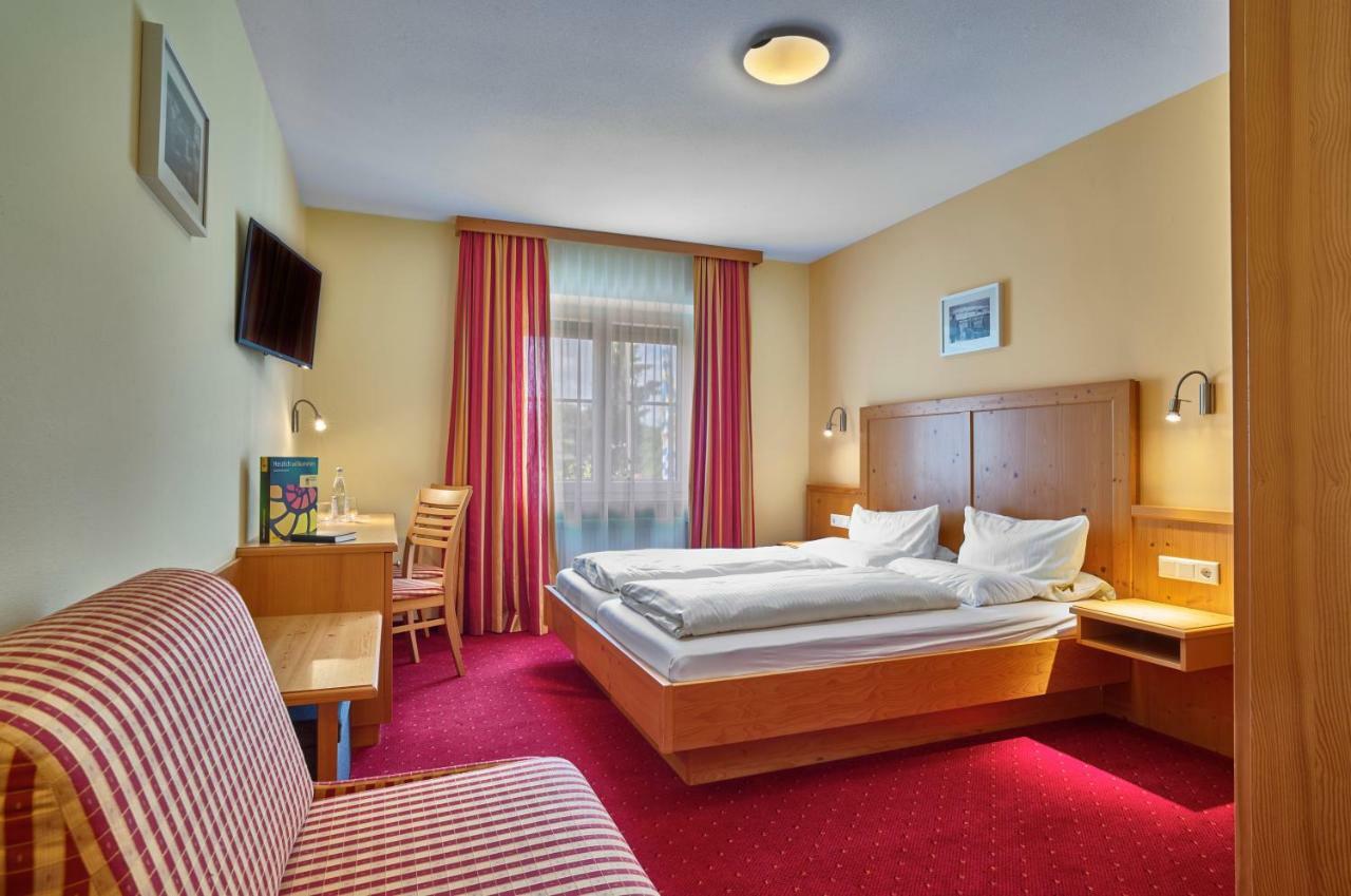 Hotel Zum Blauen Hecht Kipfenberg Zewnętrze zdjęcie