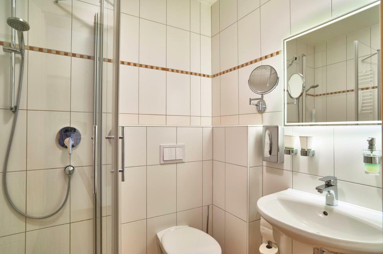 Hotel Zum Blauen Hecht Kipfenberg Zewnętrze zdjęcie